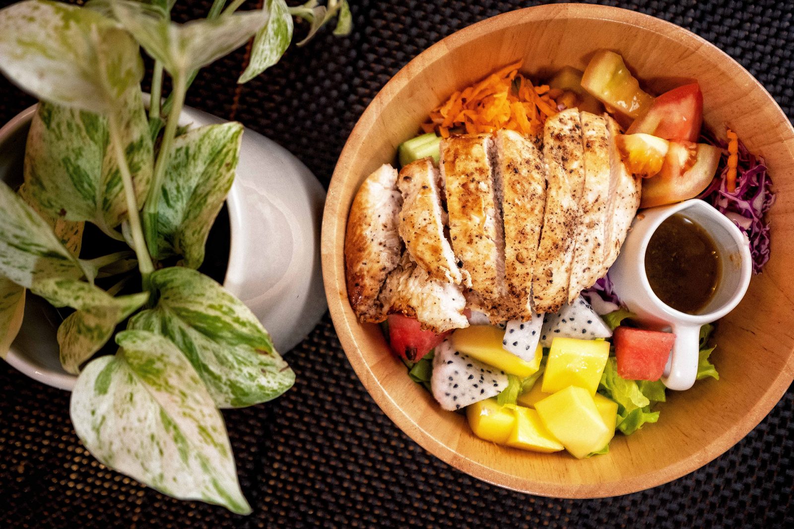 Lounge Bar & Restaurant Phuket Action Point